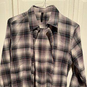 RVCA Mens Small long sleeve button up shirt plaid